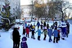 Праздничные маршруты по улицам (Маяковского и Московская) города Людиново! 